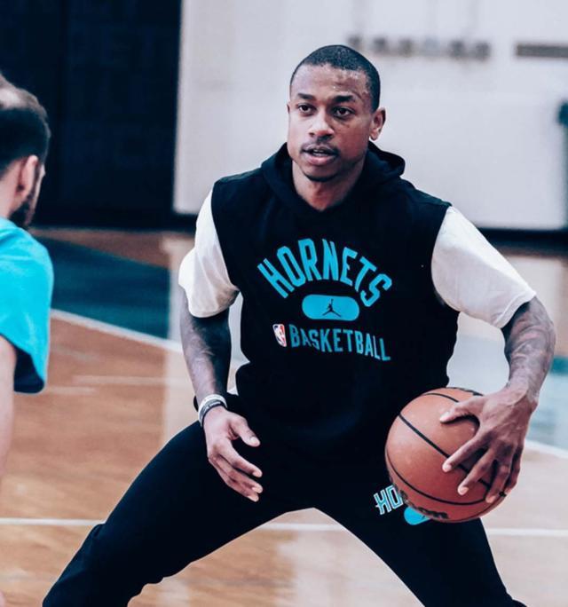 战术适配与 战术适配与