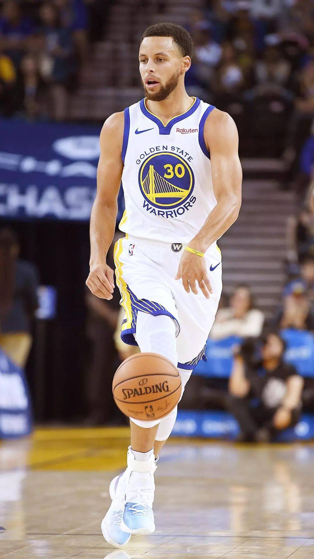 关注官方与 关注官方与